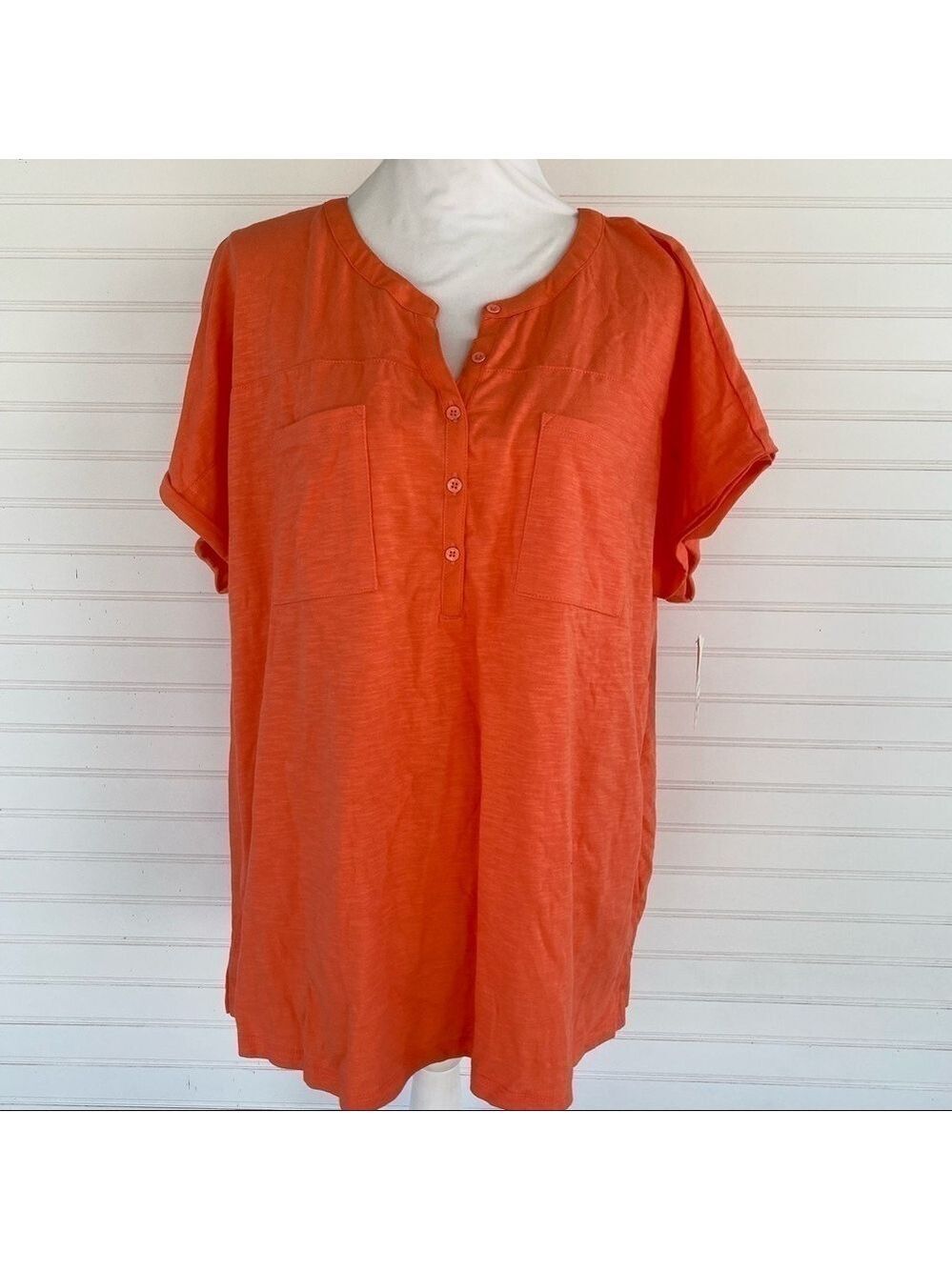 Short sleeve casual pocket tee Size 1x NEW